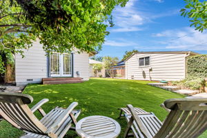 065_1515 De Anza Way 