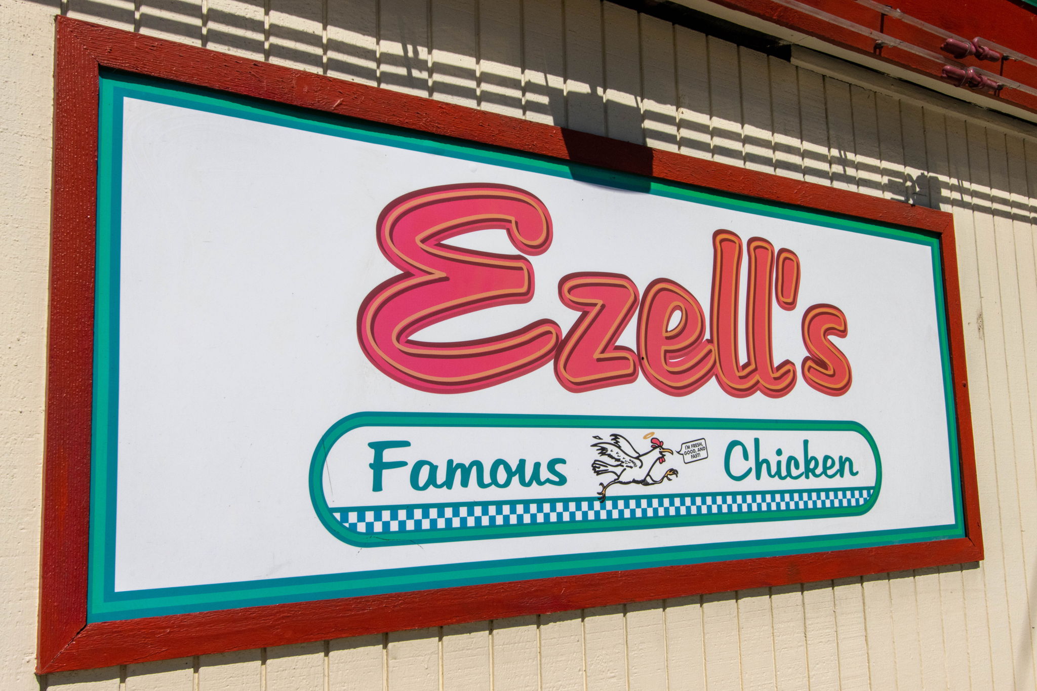 EZELL'S FAMOUS CHICKEN