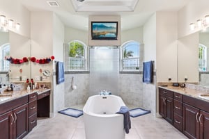 SW 43rd Ter-S0308-018.jpg