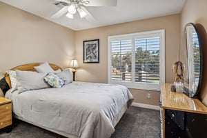 Taber Dr-016.jpg