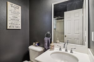 Taber Dr-018.jpg