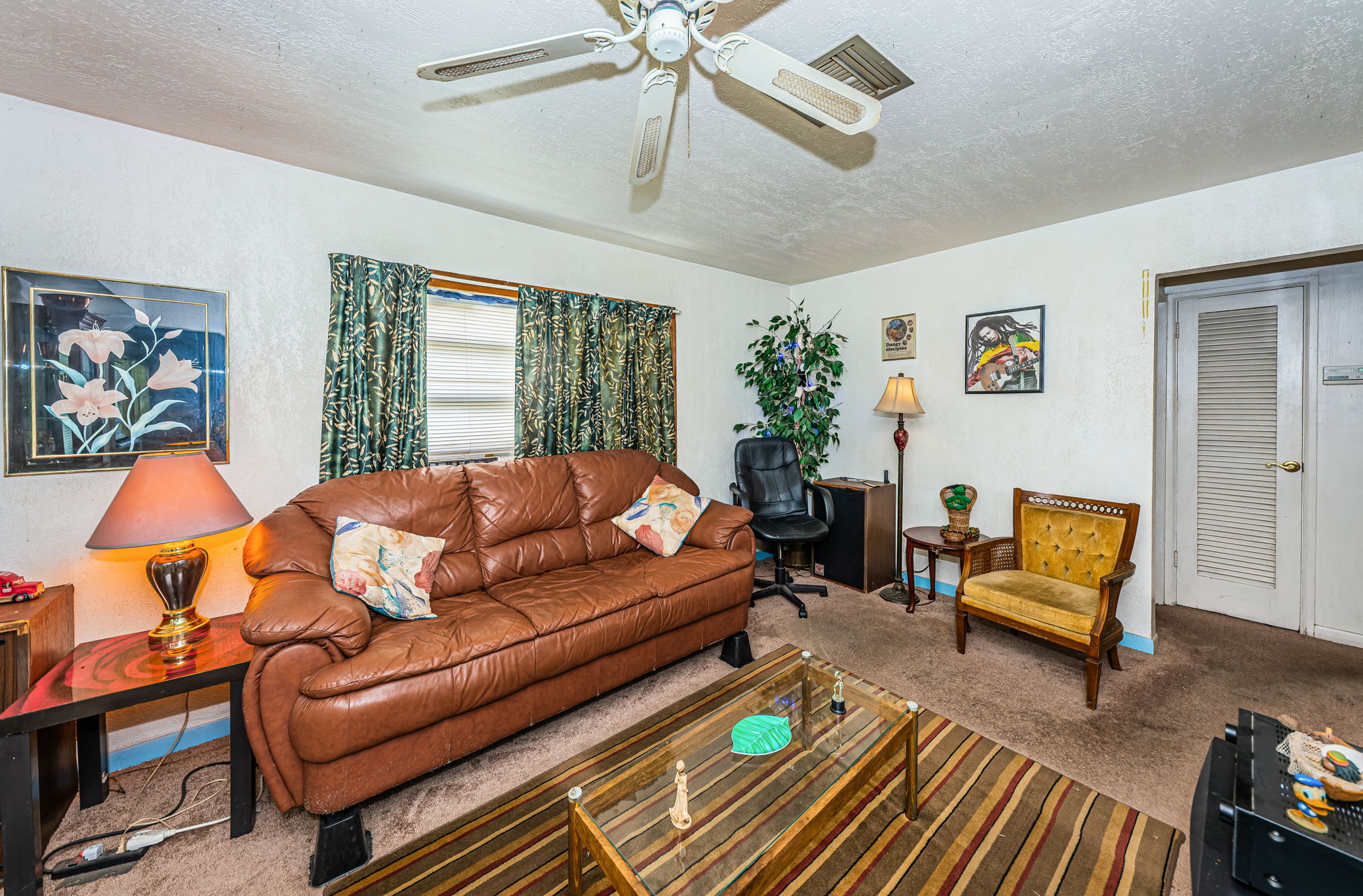 Living Room2