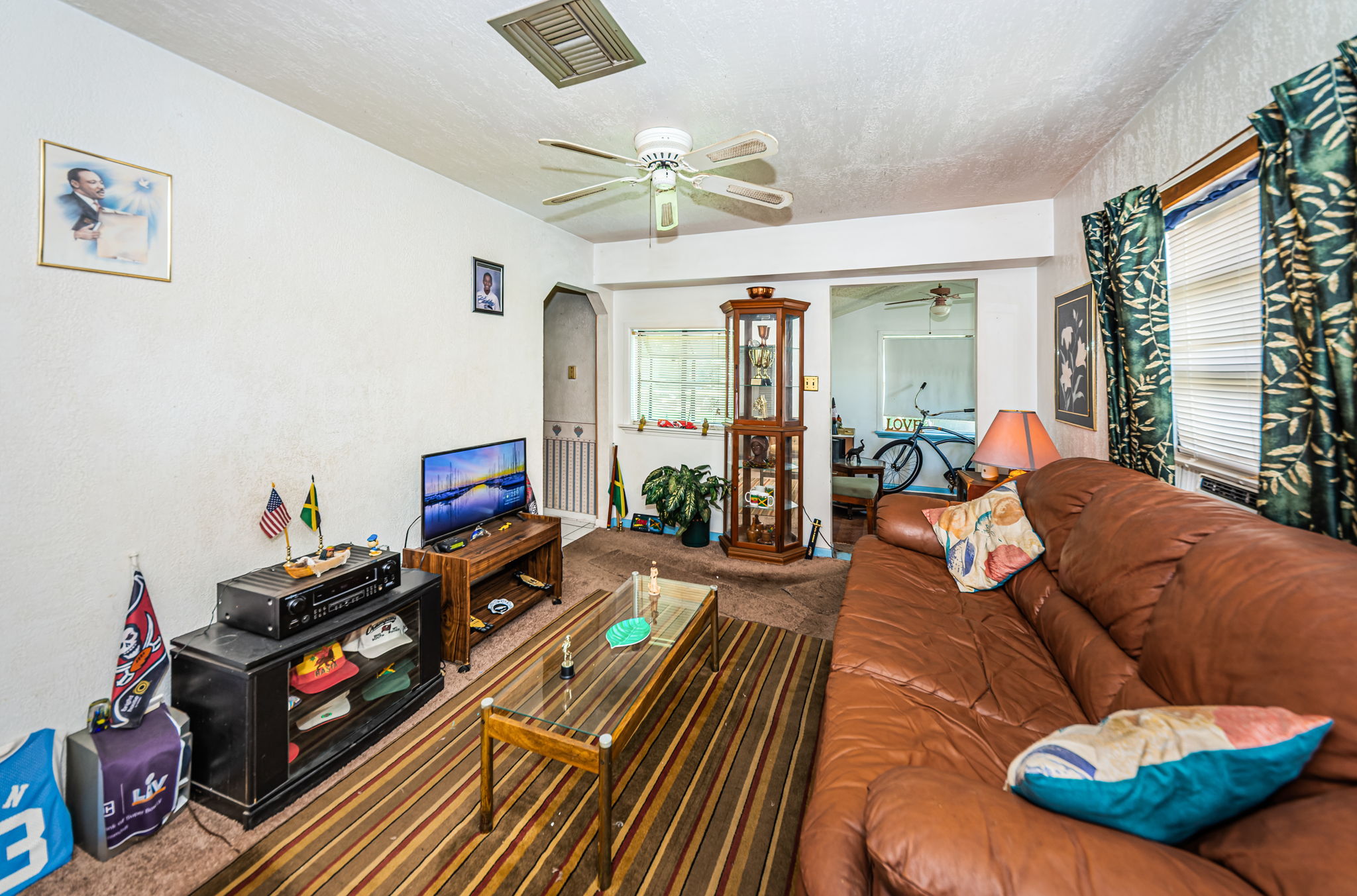 Living Room4
