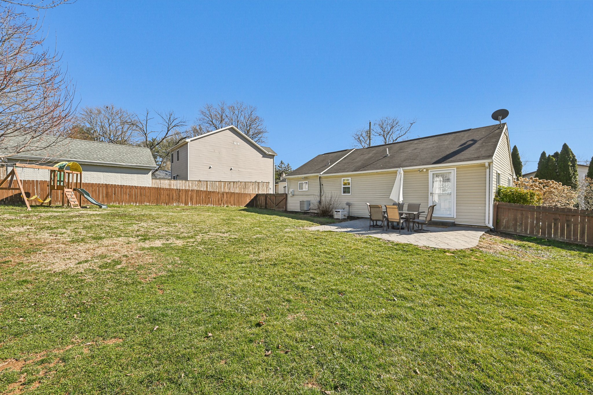 Cherry Ave-S1003-034.jpg