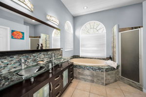 Master Bathroom1a