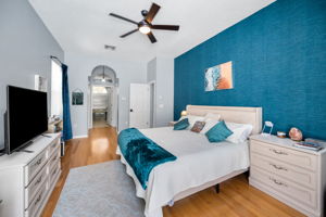 Master Bedroom1b