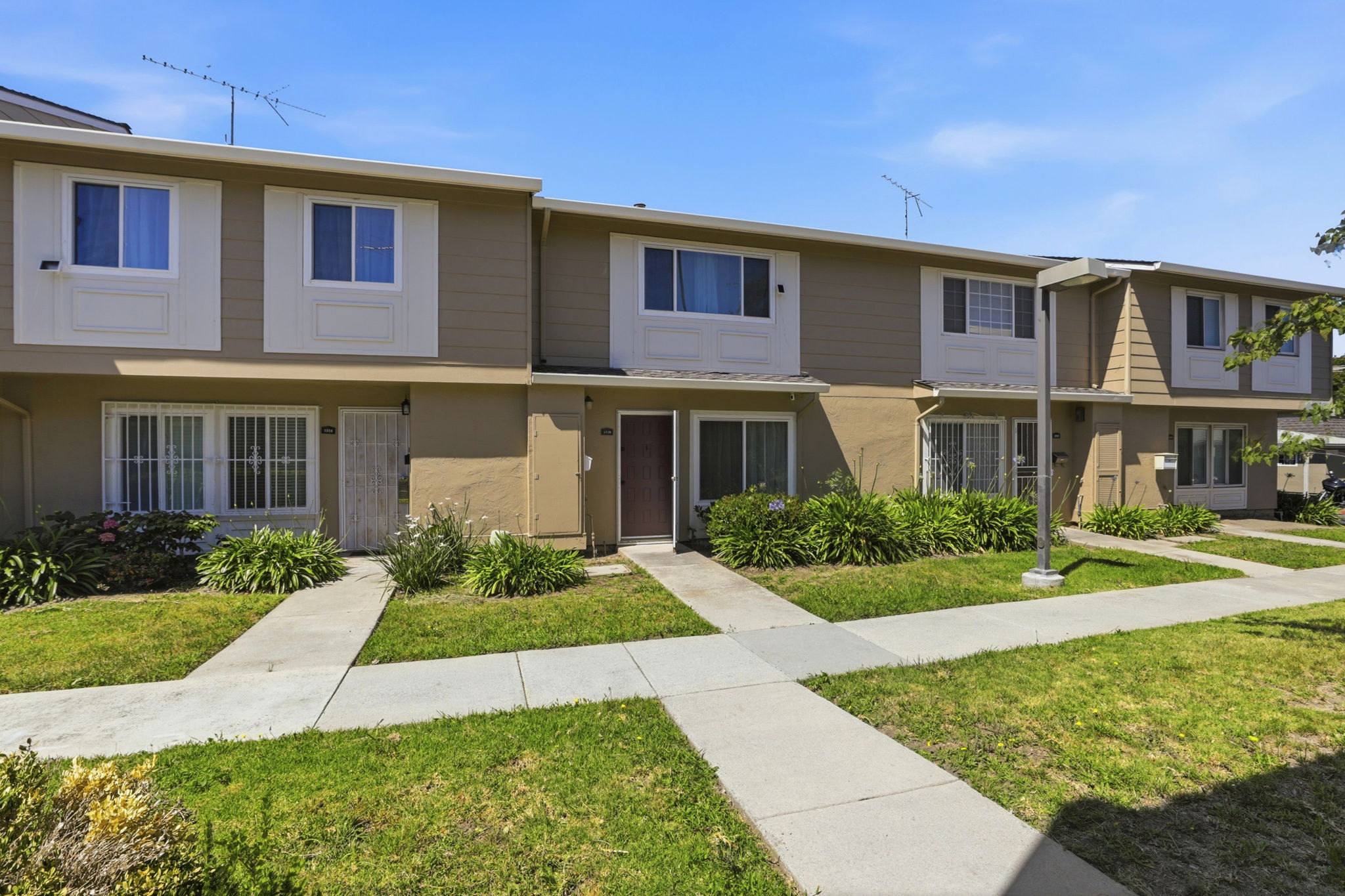 002_F8_1516 Musetta Ct