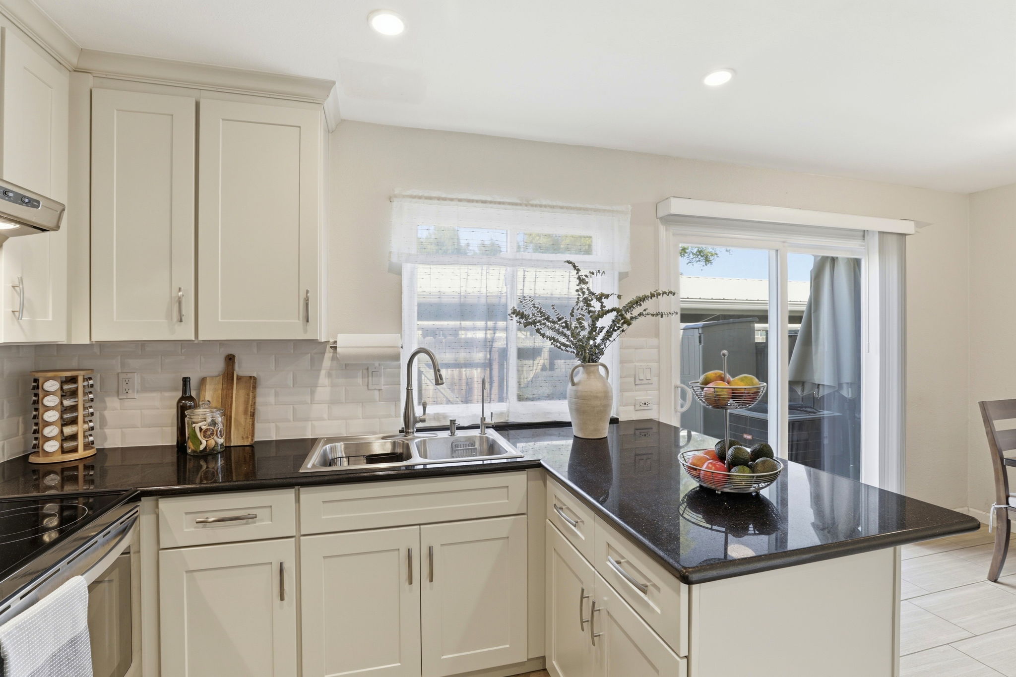 015_F8_1516 Musetta Ct