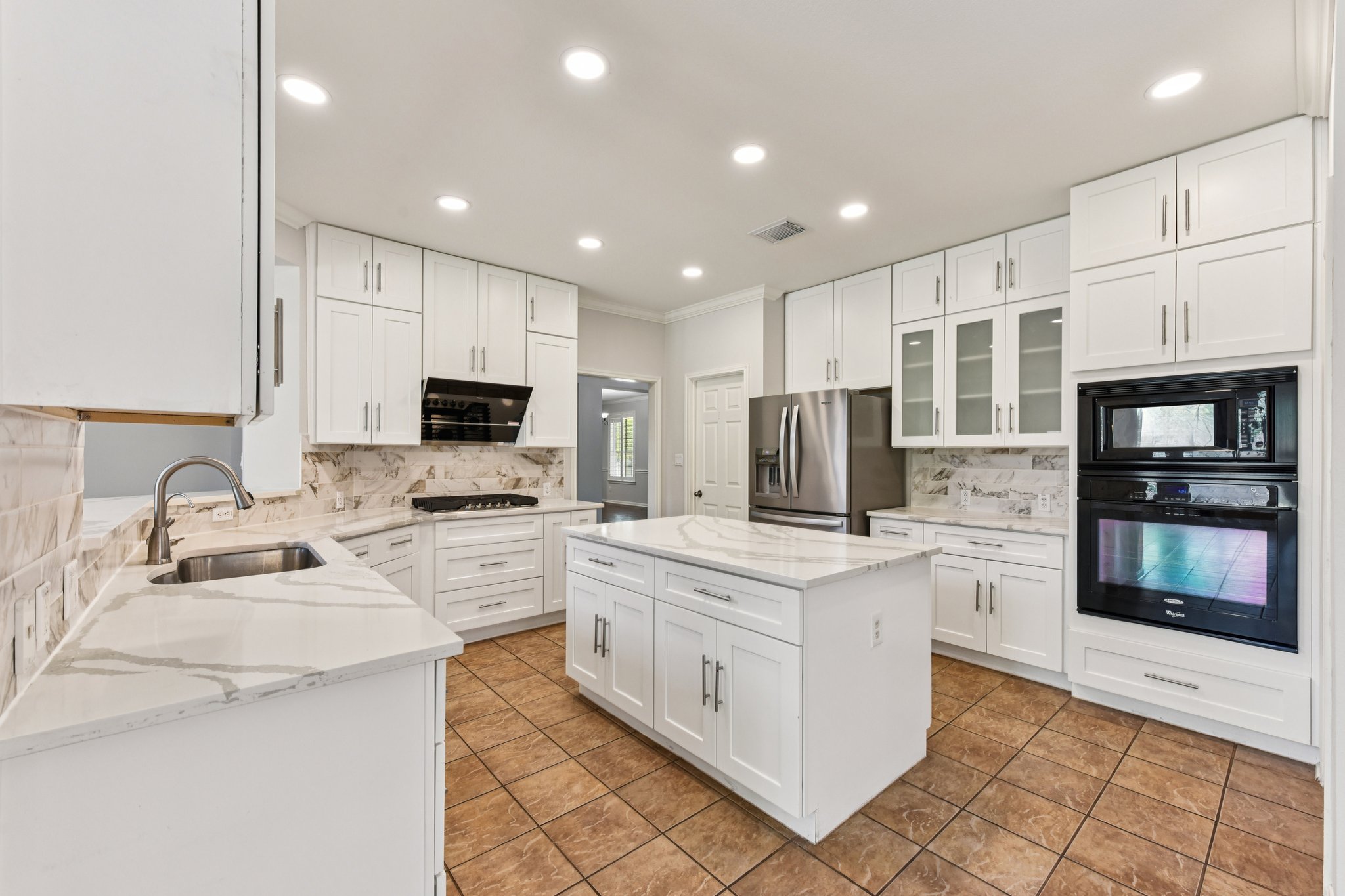 Skip Tyler Dr-S2403-013.jpg