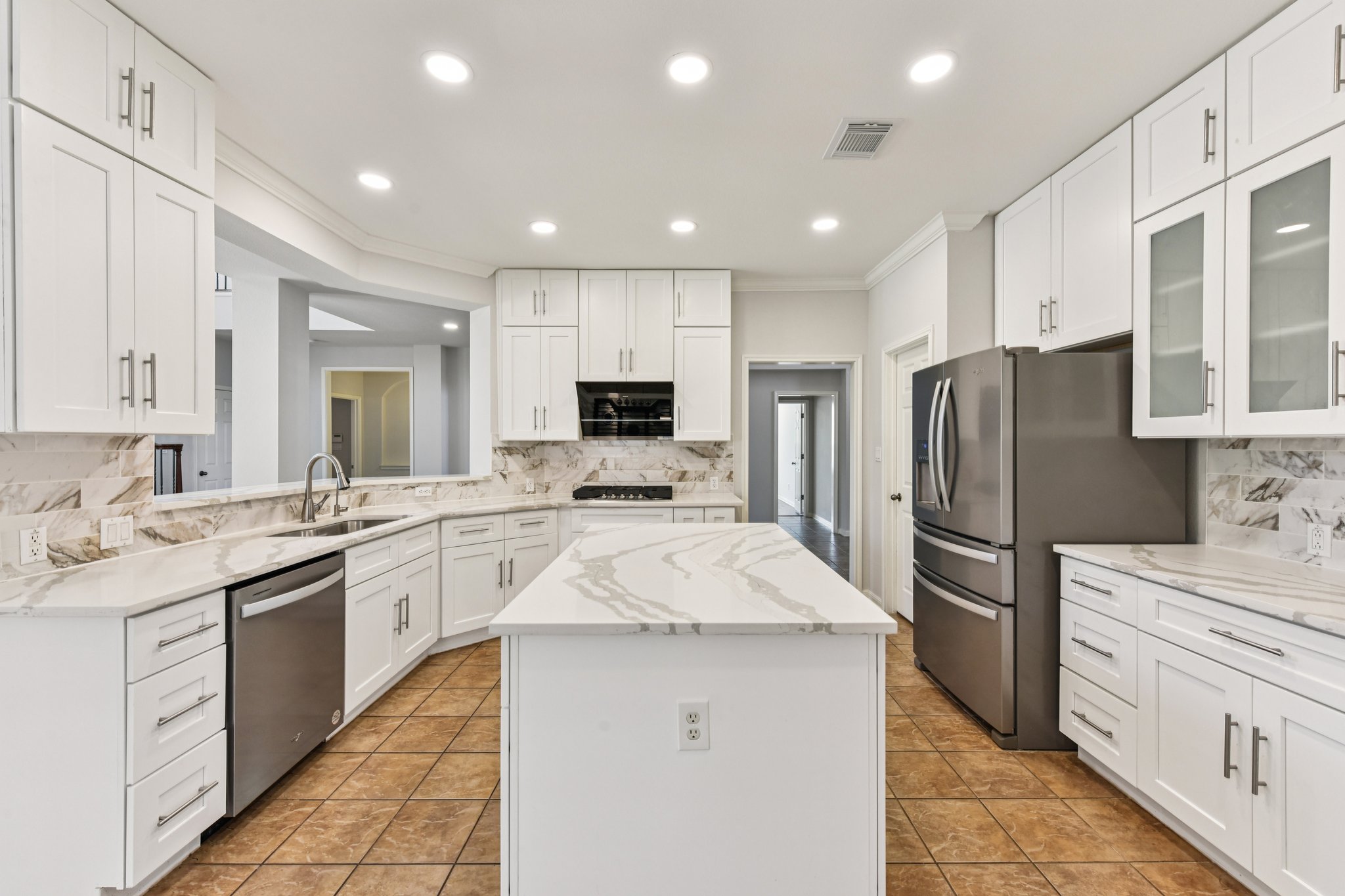 Skip Tyler Dr-S2403-017.jpg