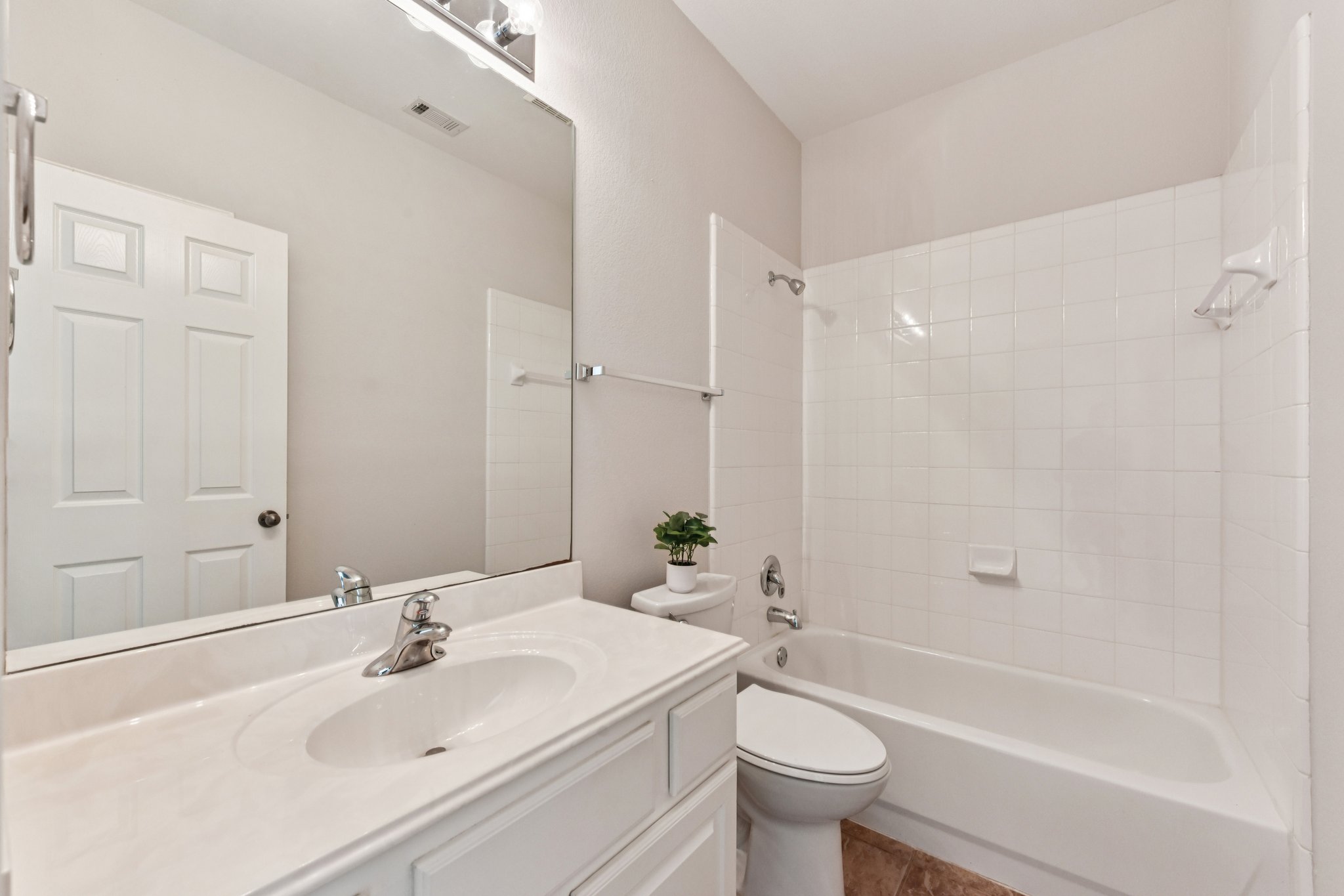 Skip Tyler Dr-S2403-025.jpg