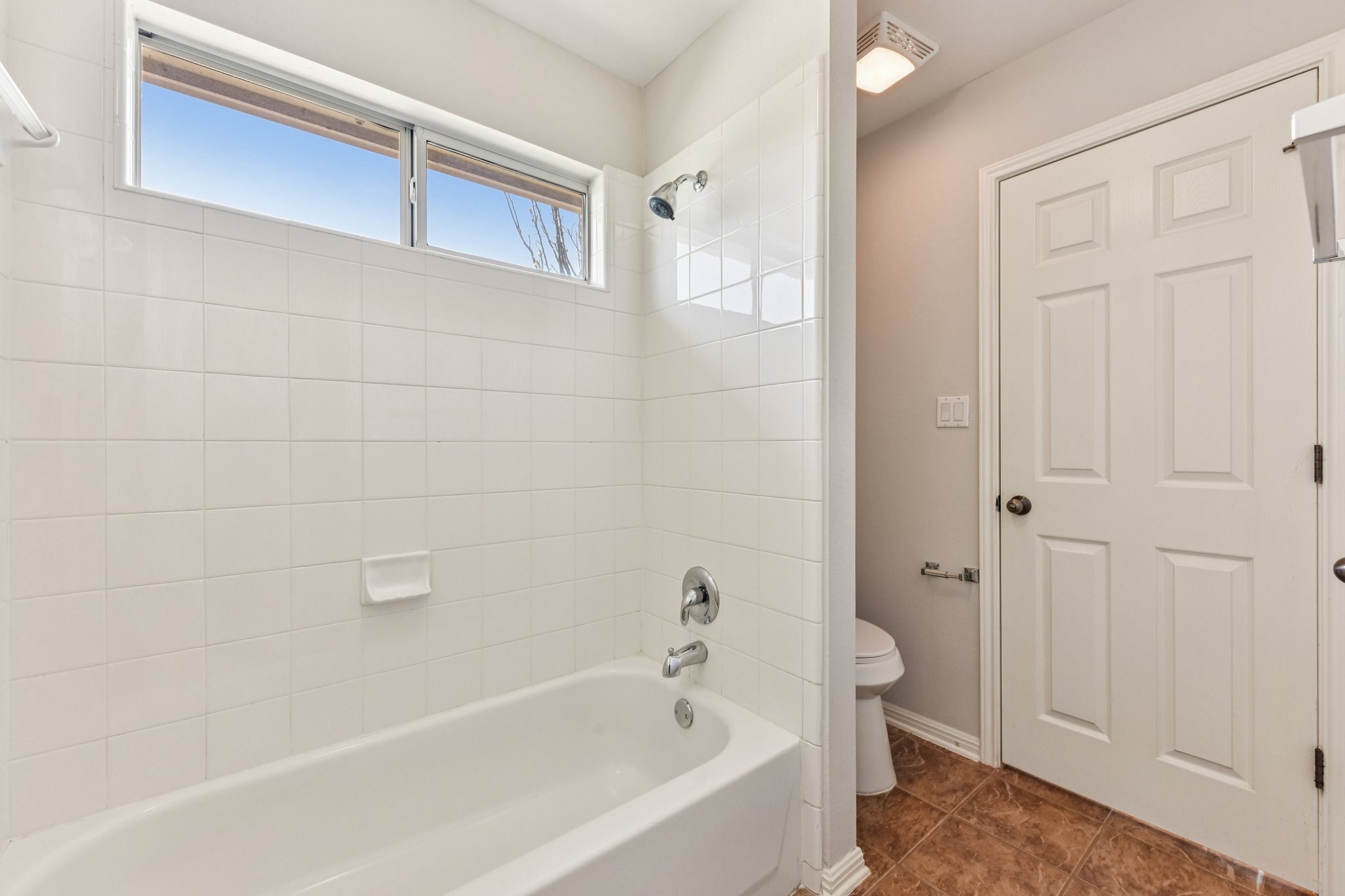 Skip Tyler Dr-S2403-057.jpg