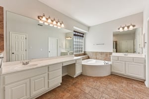 Skip Tyler Dr-S2403-037.jpg