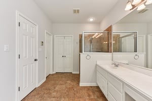 Skip Tyler Dr-S2403-039.jpg