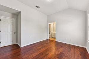 Skip Tyler Dr-S2403-061.jpg