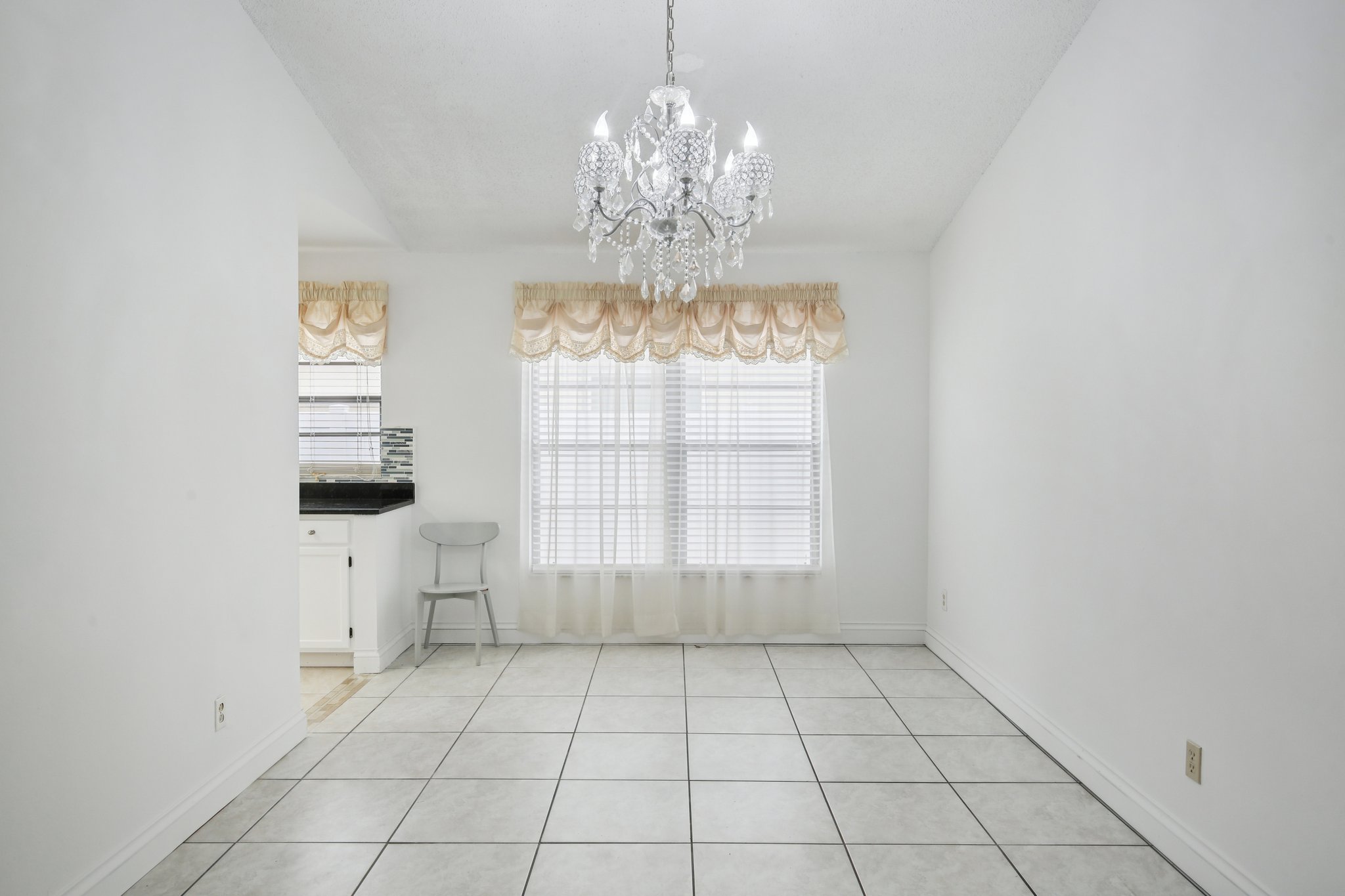 Westerly Dr-S2802-007.jpg