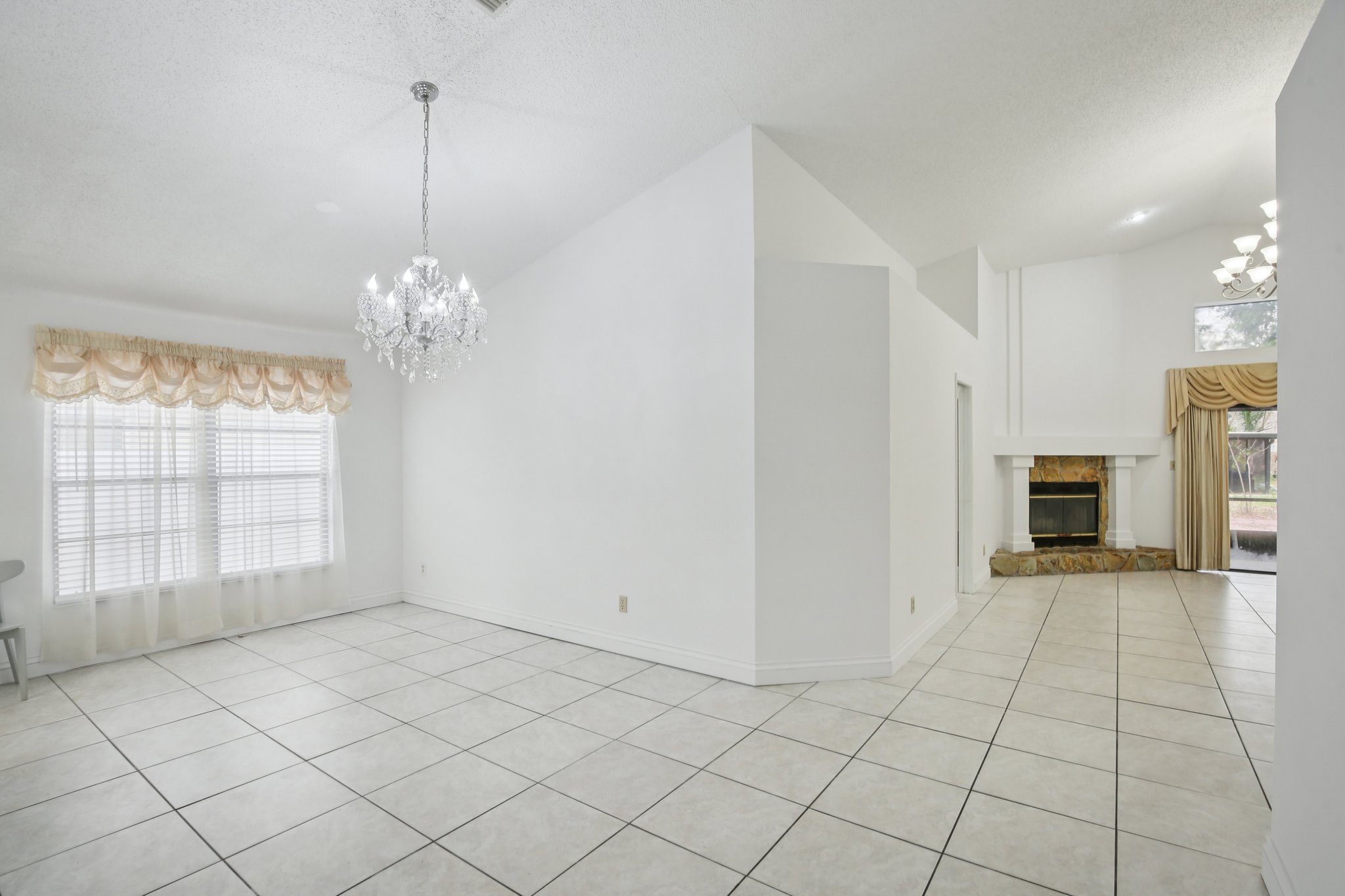 Westerly Dr-S2802-008.jpg