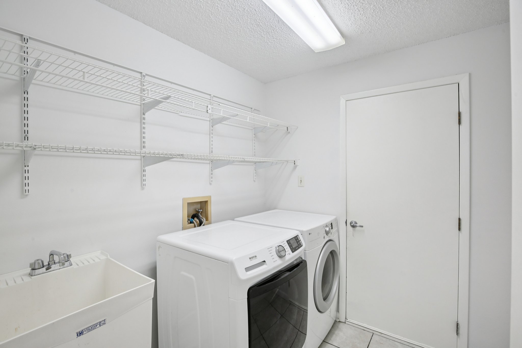 Westerly Dr-S2802-017.jpg