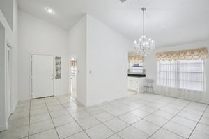 Westerly Dr-S2802-006.jpg