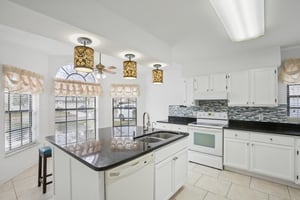 Westerly Dr-S2802-012.jpg