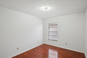 Westerly Dr-S2802-029.jpg