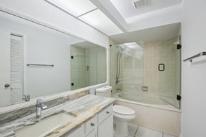 Westerly Dr-S2802-035.jpg