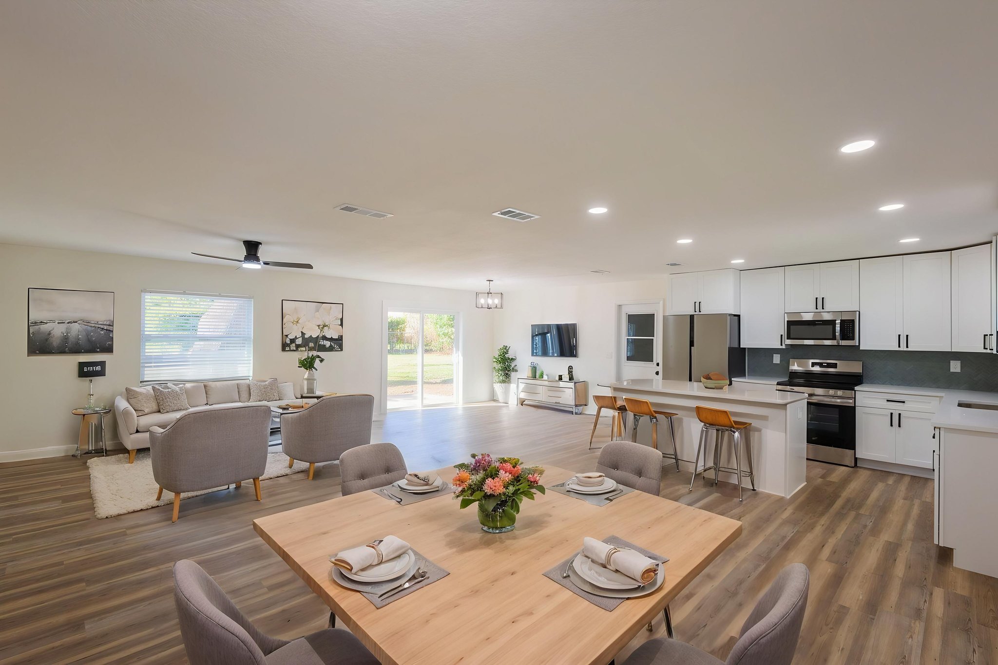 1517 Hallam Court N-13 virtually staged.jpeg