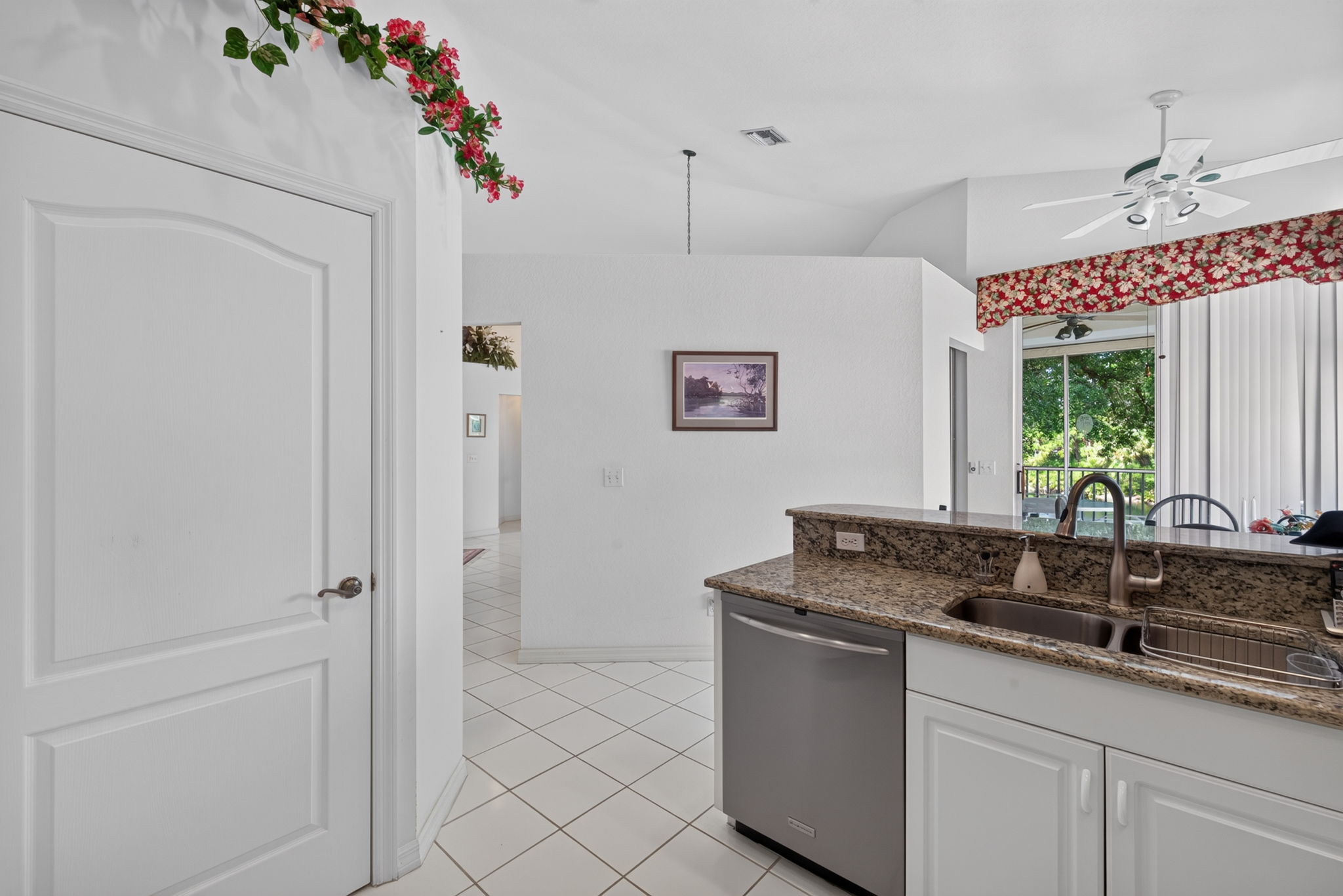Kitchen 3 of 3