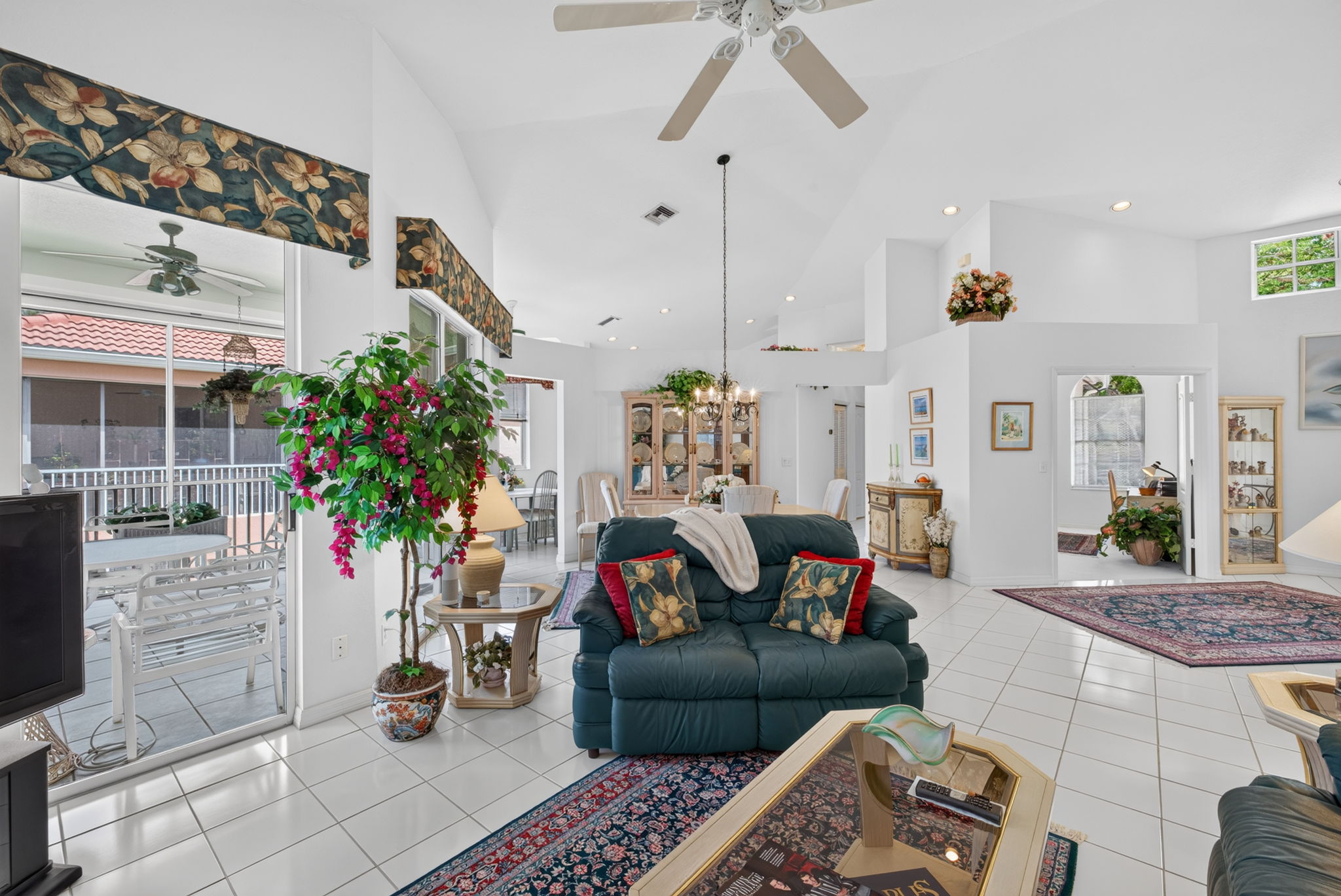 Living Room 3 of 3