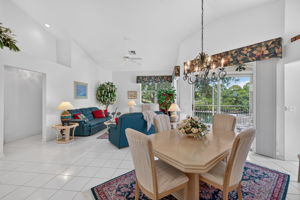 Dining Room 4 of 4