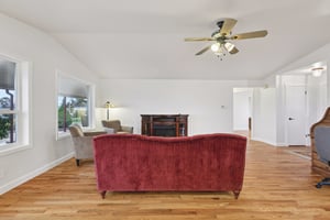 Carol St-S0403-010.jpg