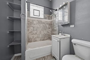 1518 E 75th St, Chicago, IL 60619_007