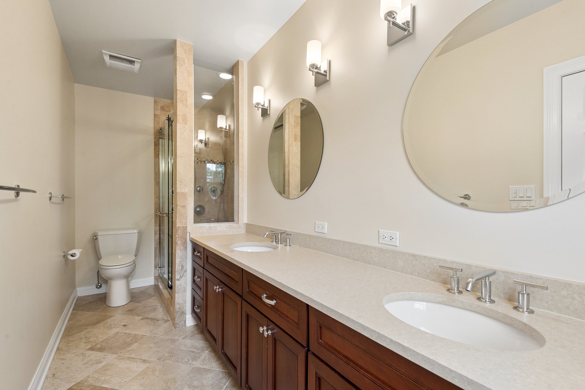 1518 W Norwood St_031.jpg
