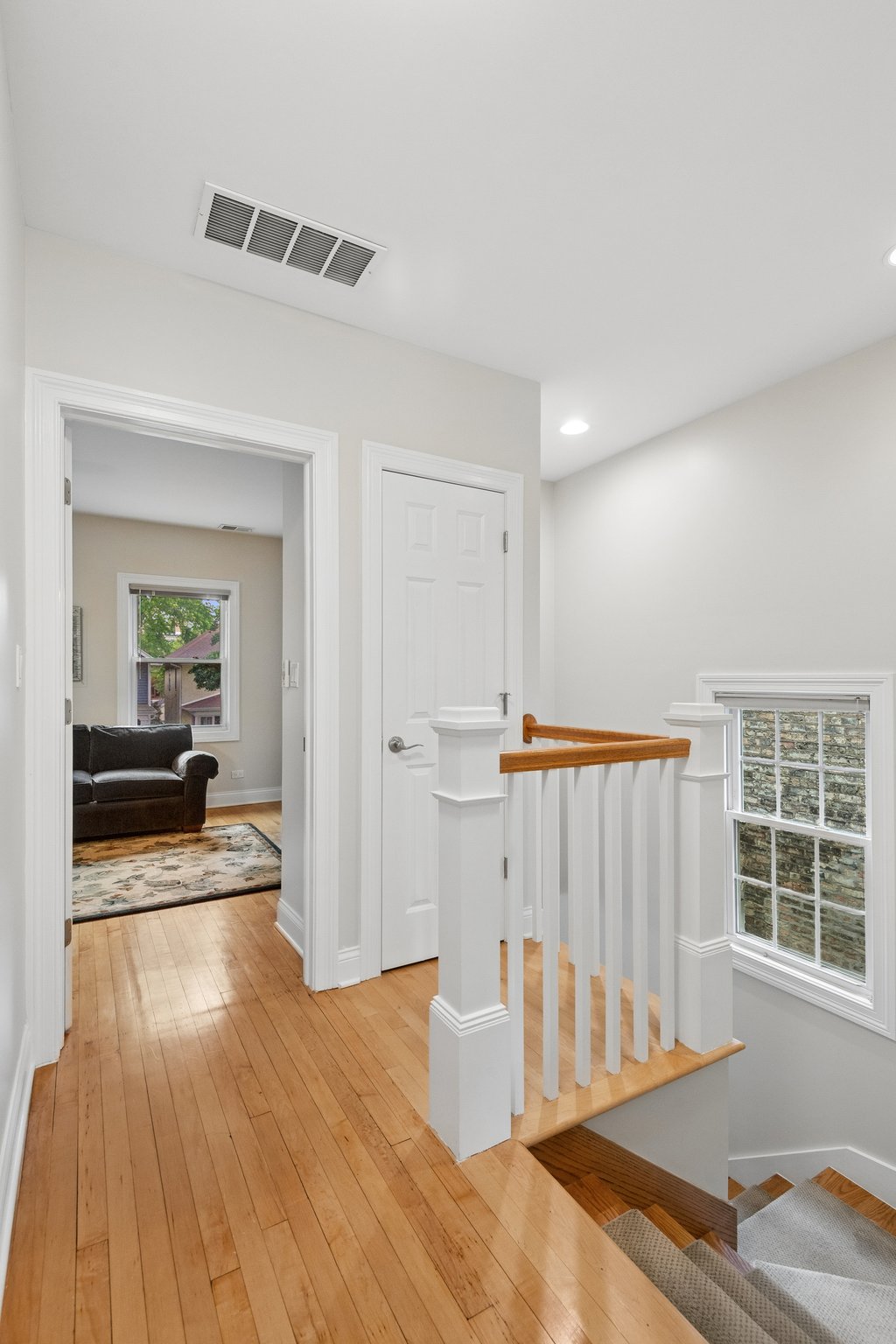 1518 W Norwood St_036.jpg
