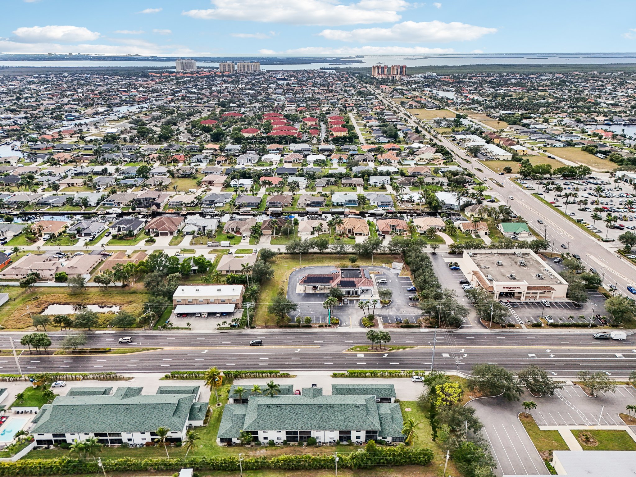 Cape Coral Pkwy W 9-041.jpg