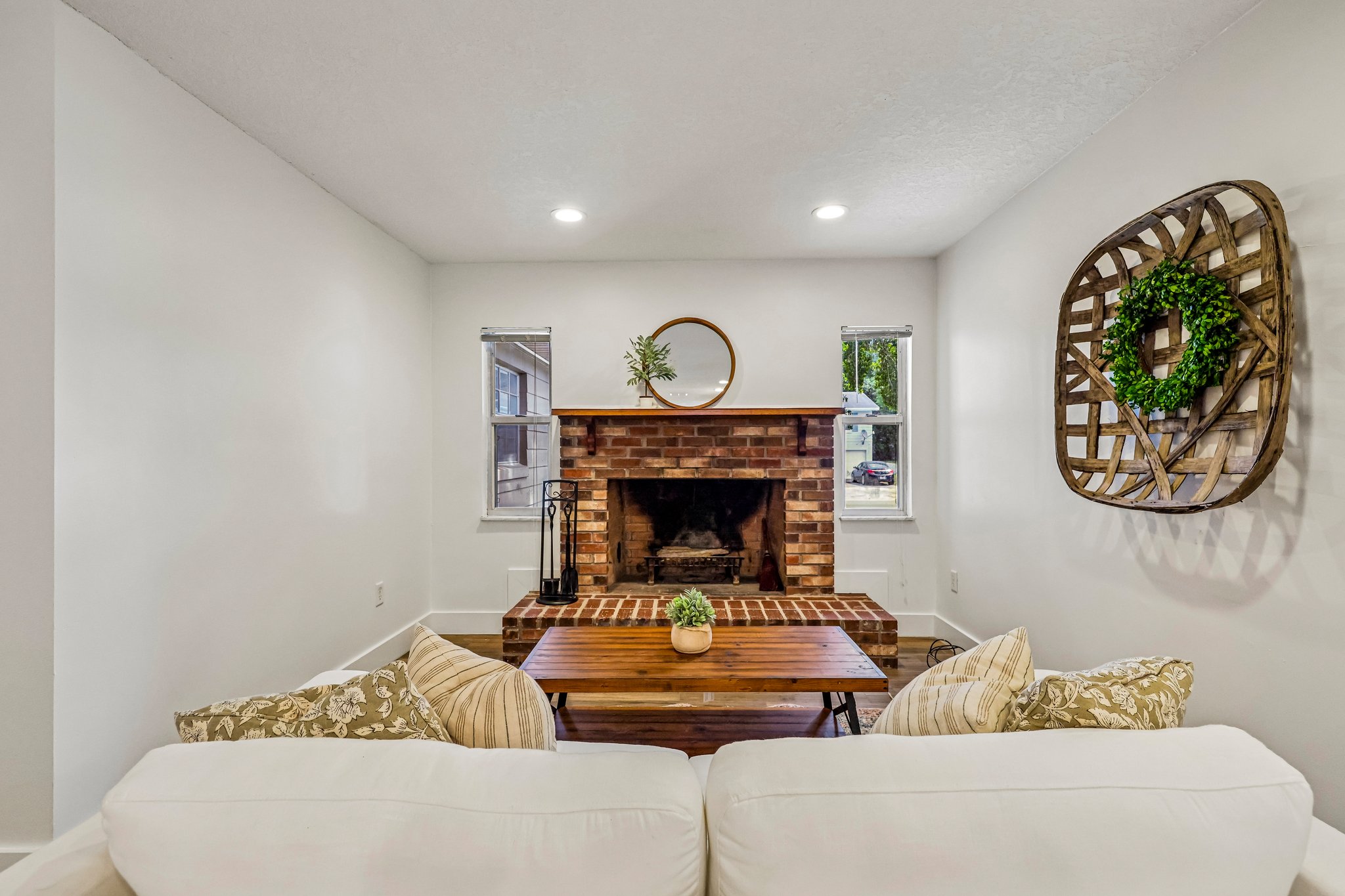 Glastonberry Rd-S3009-016.jpg