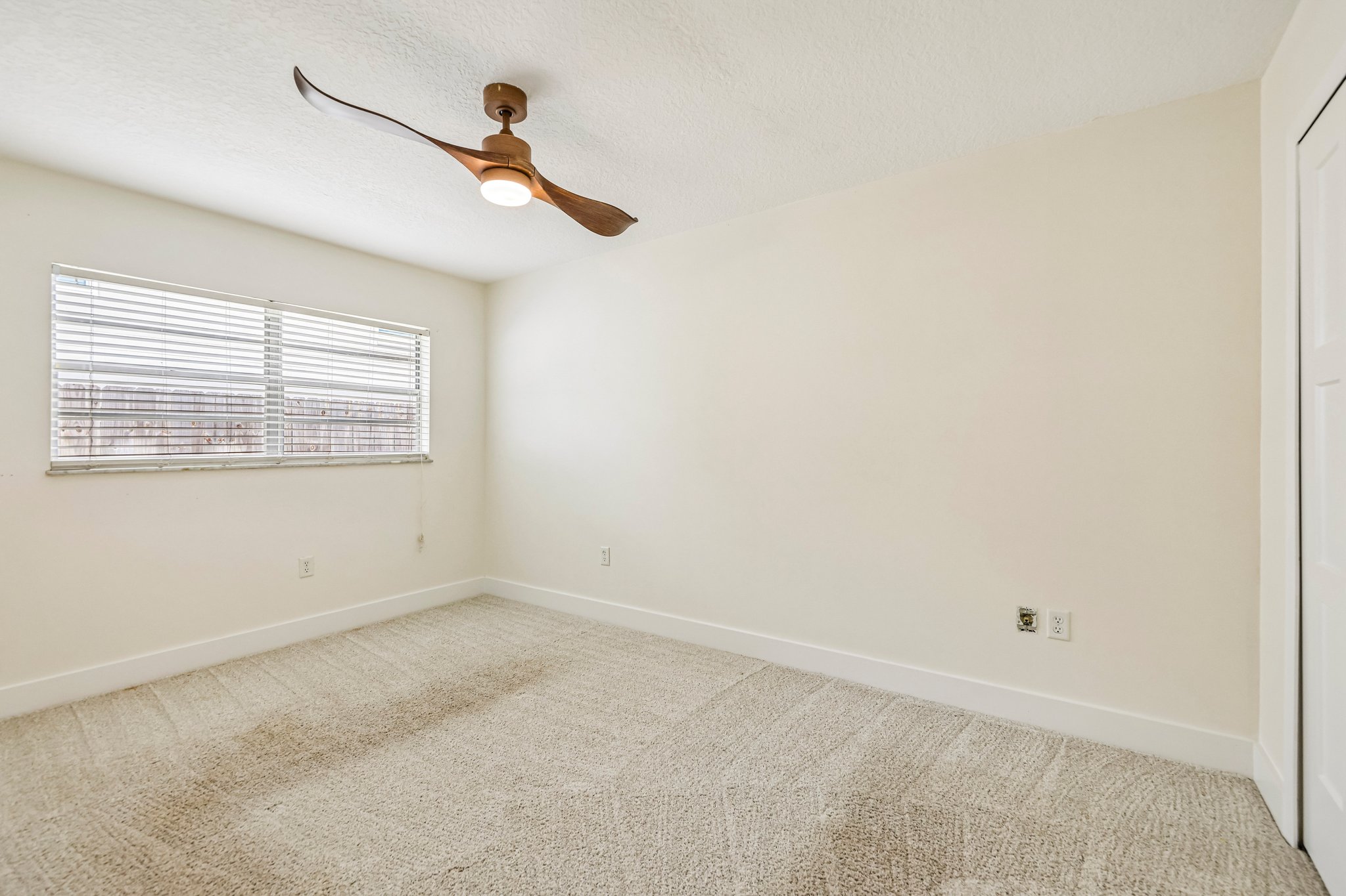 Glastonberry Rd-S3009-033.jpg