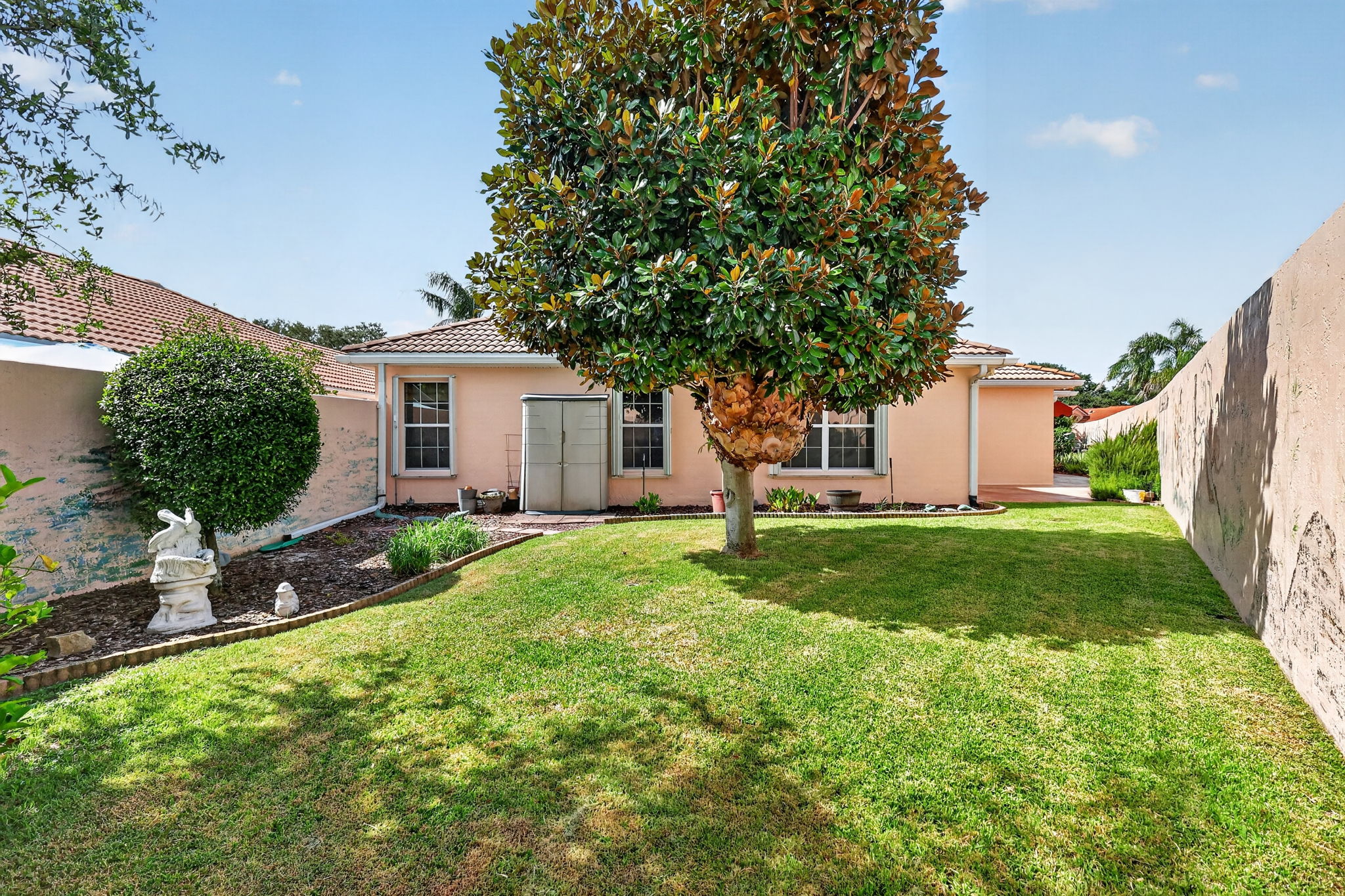 PRIVATE Rear Yard
