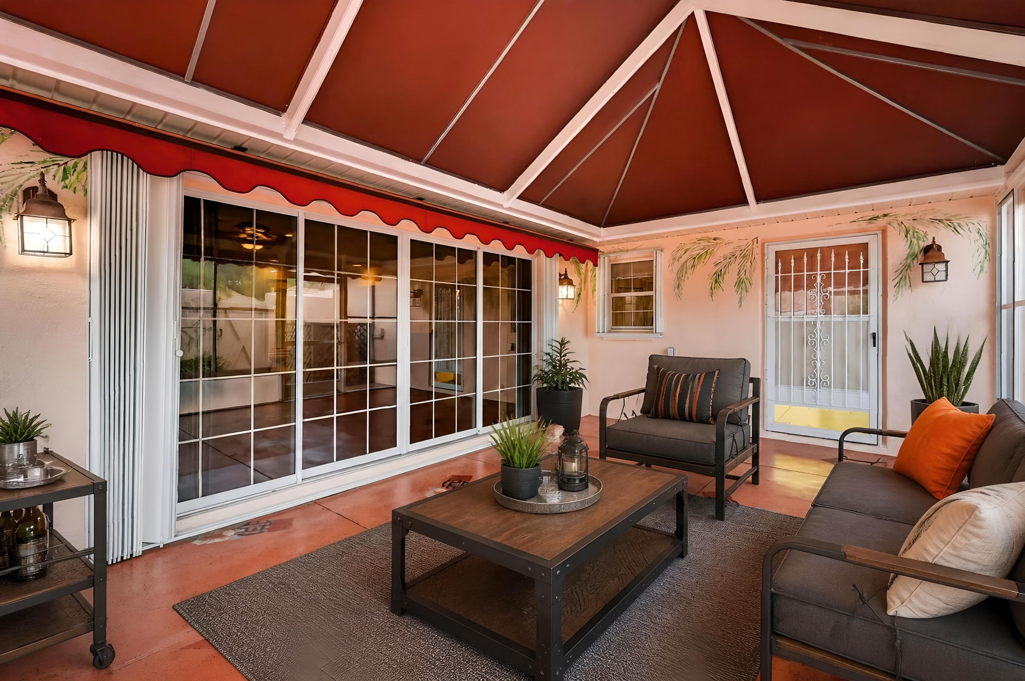 Lanai-Virtually Staged