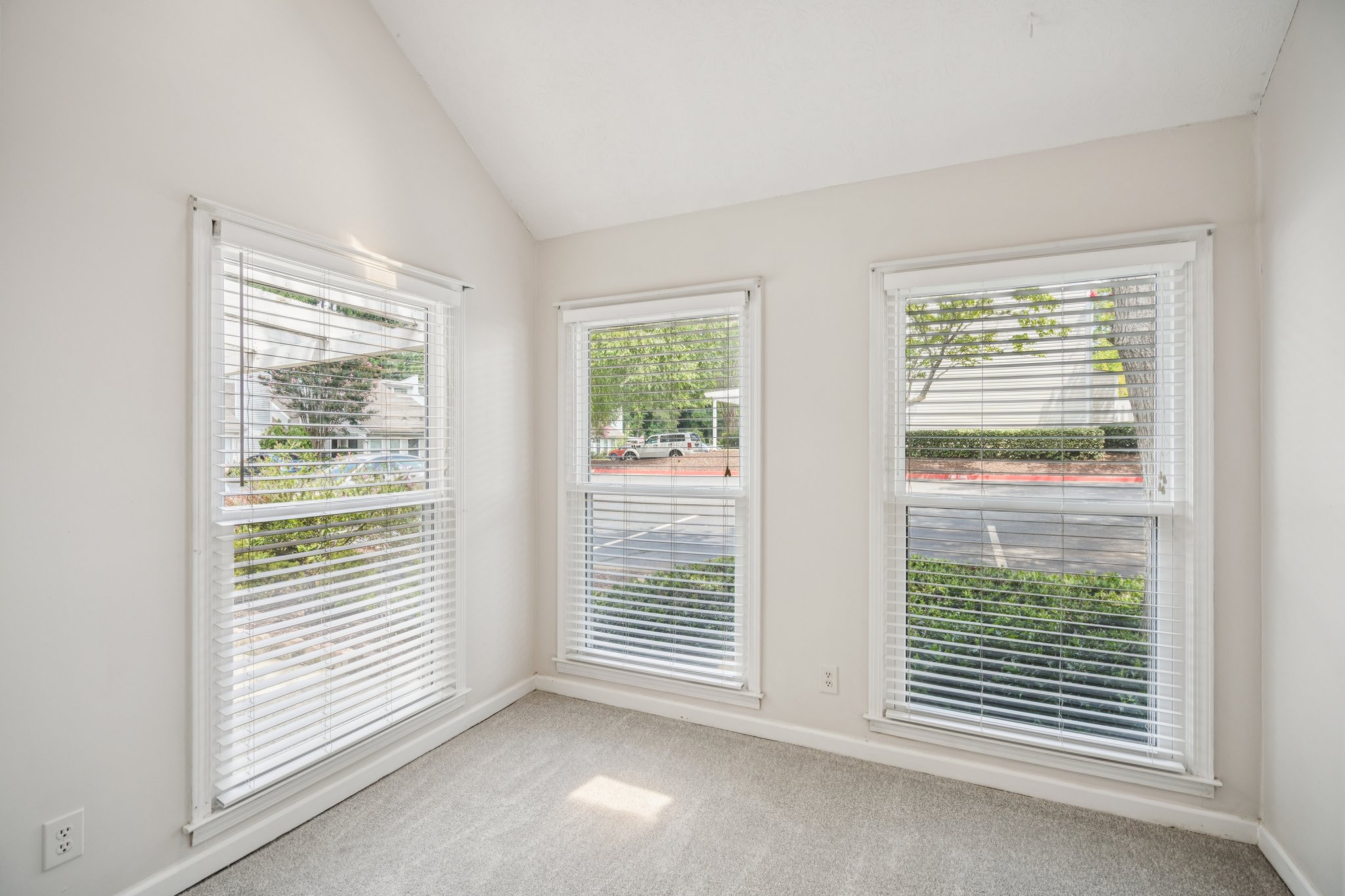 Local_Flavor_Films_1519 Planters Ridge Ln, Alpharetta, GA 30004-066.jpg