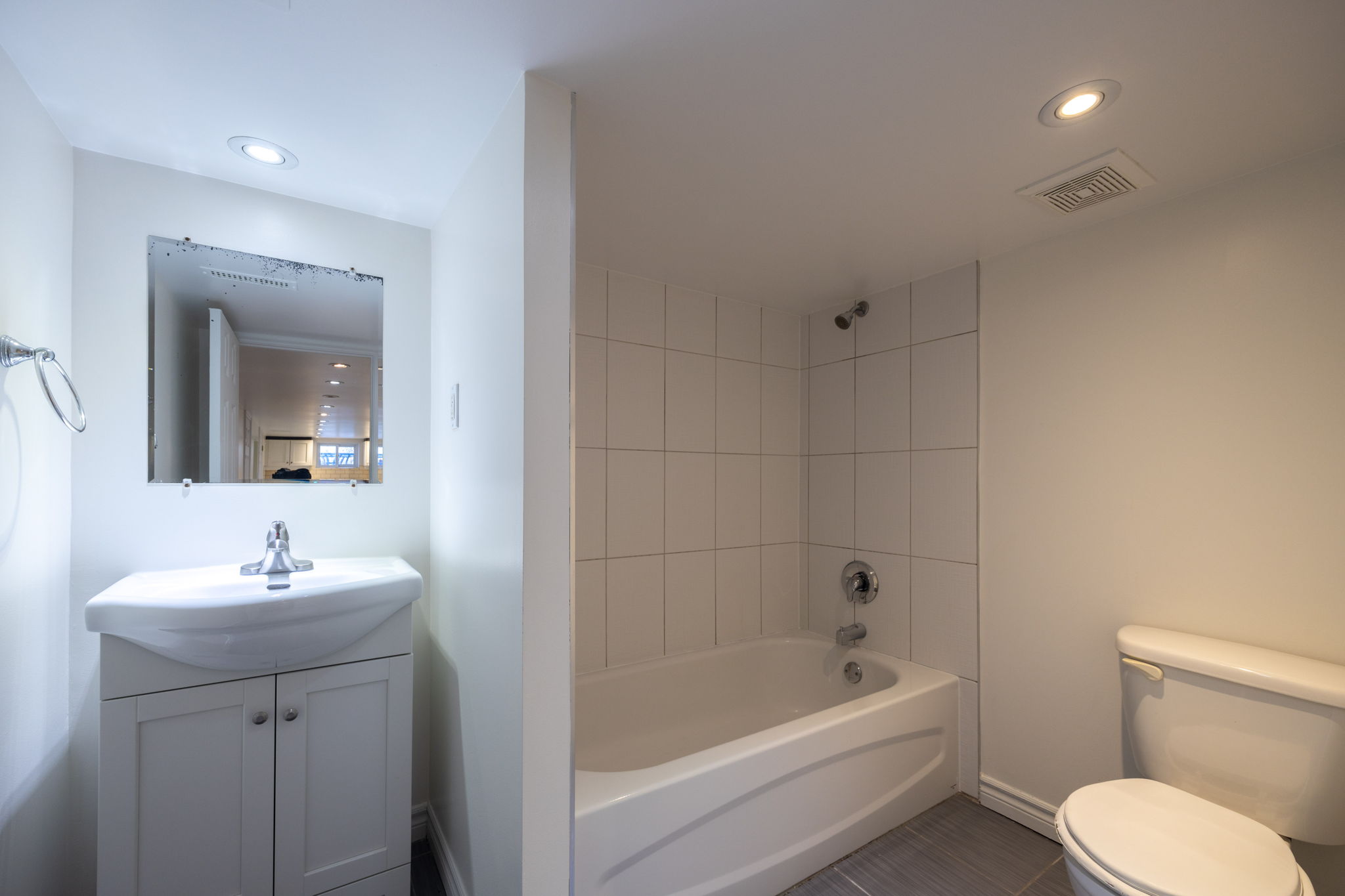 Toronto property showcase — delivered property photograph 9