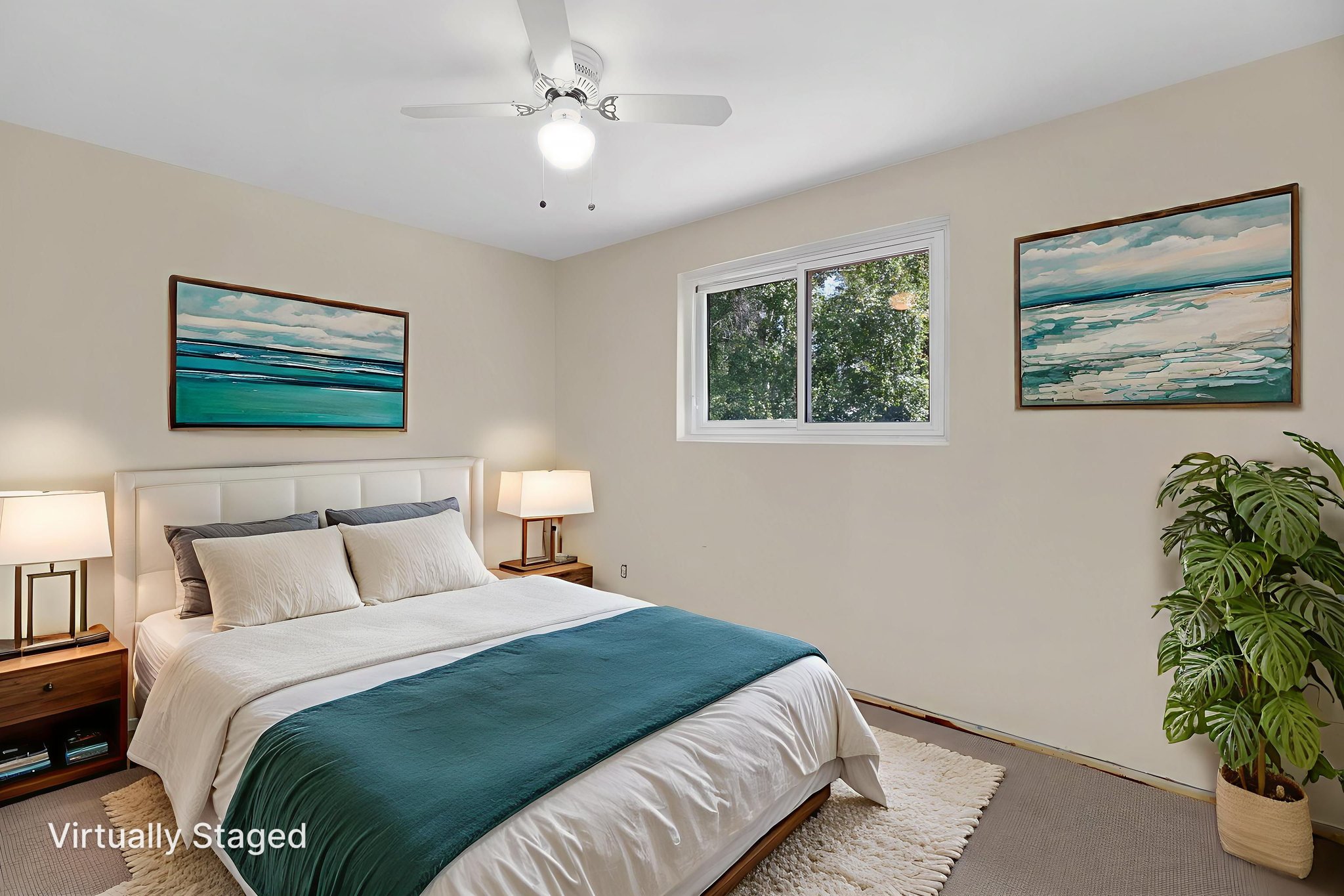 DSC05103 virtually staged.jpeg