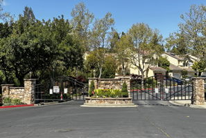  Photo 44