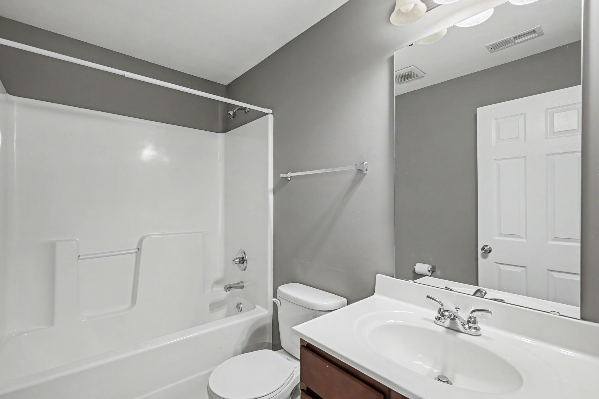 Lower level bath