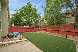 Photo 34