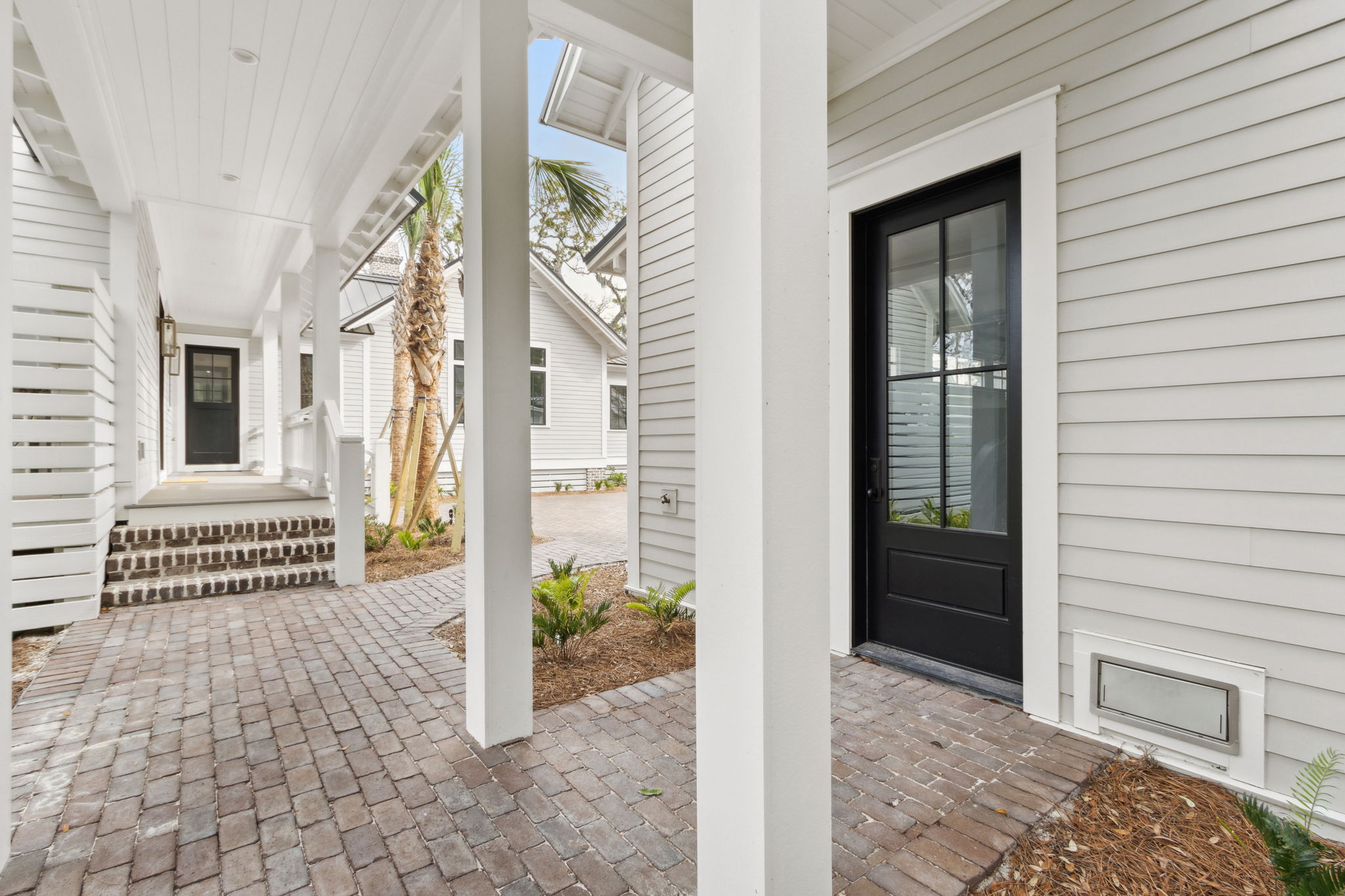Front Entry Detail