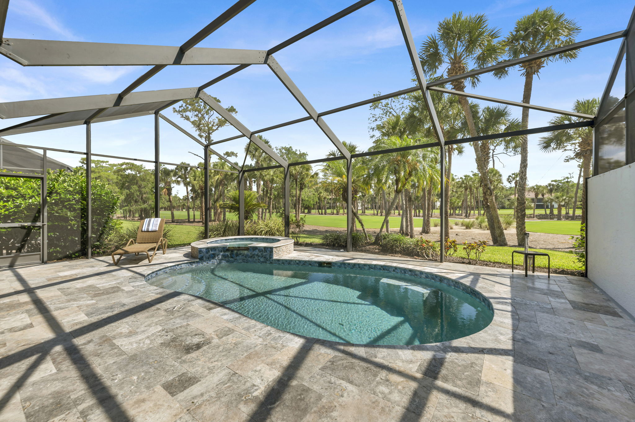 Lanai Pool
