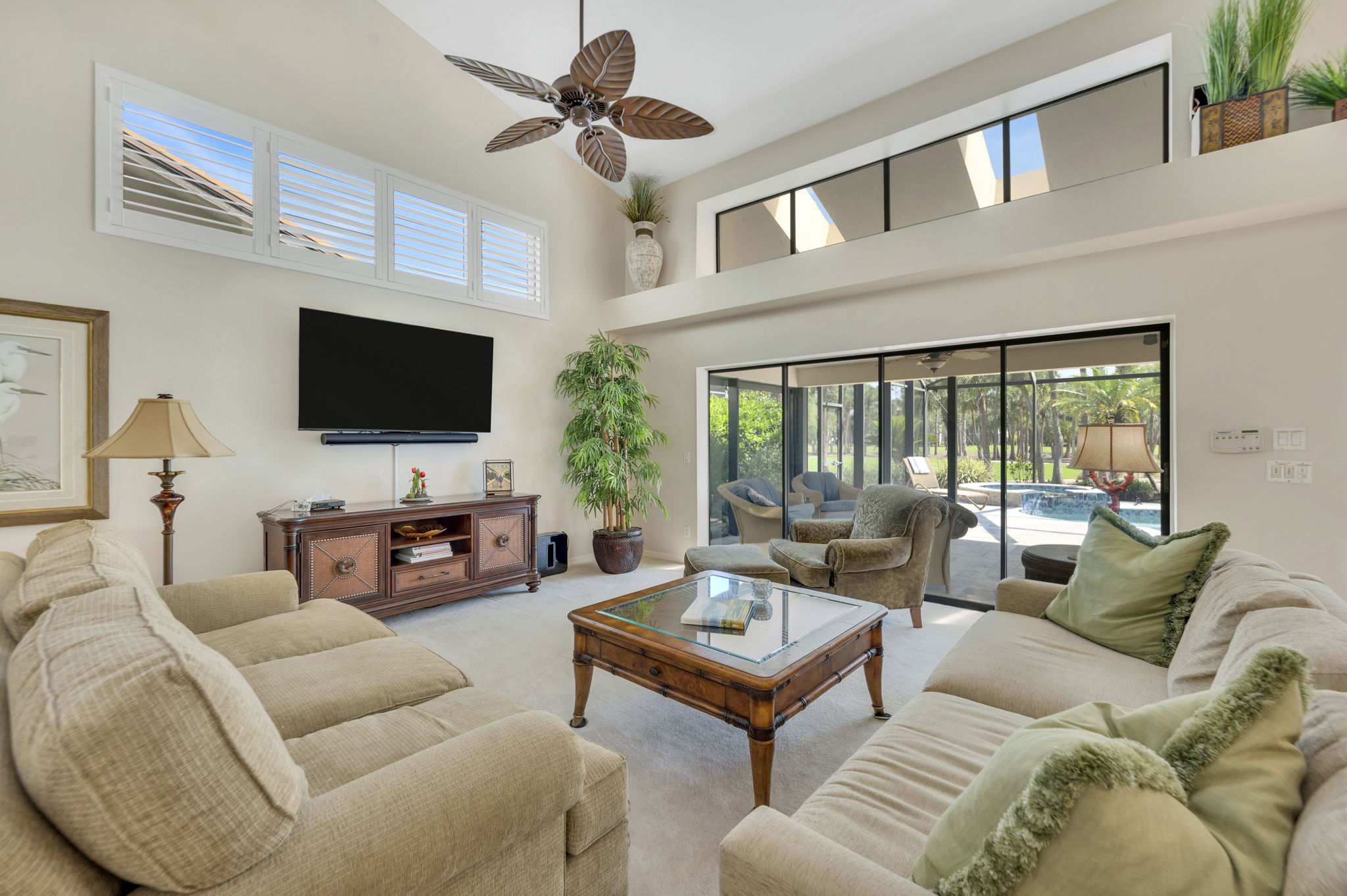 Living View 2