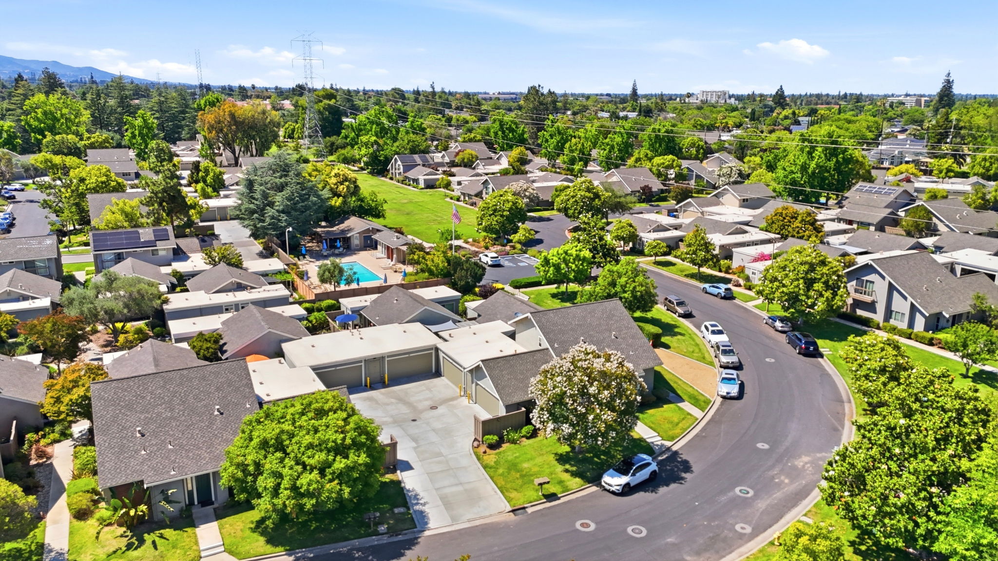 004_F8_AERIAL_152 Escobar Ave