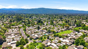 007_F8_AERIAL_152 Escobar Ave